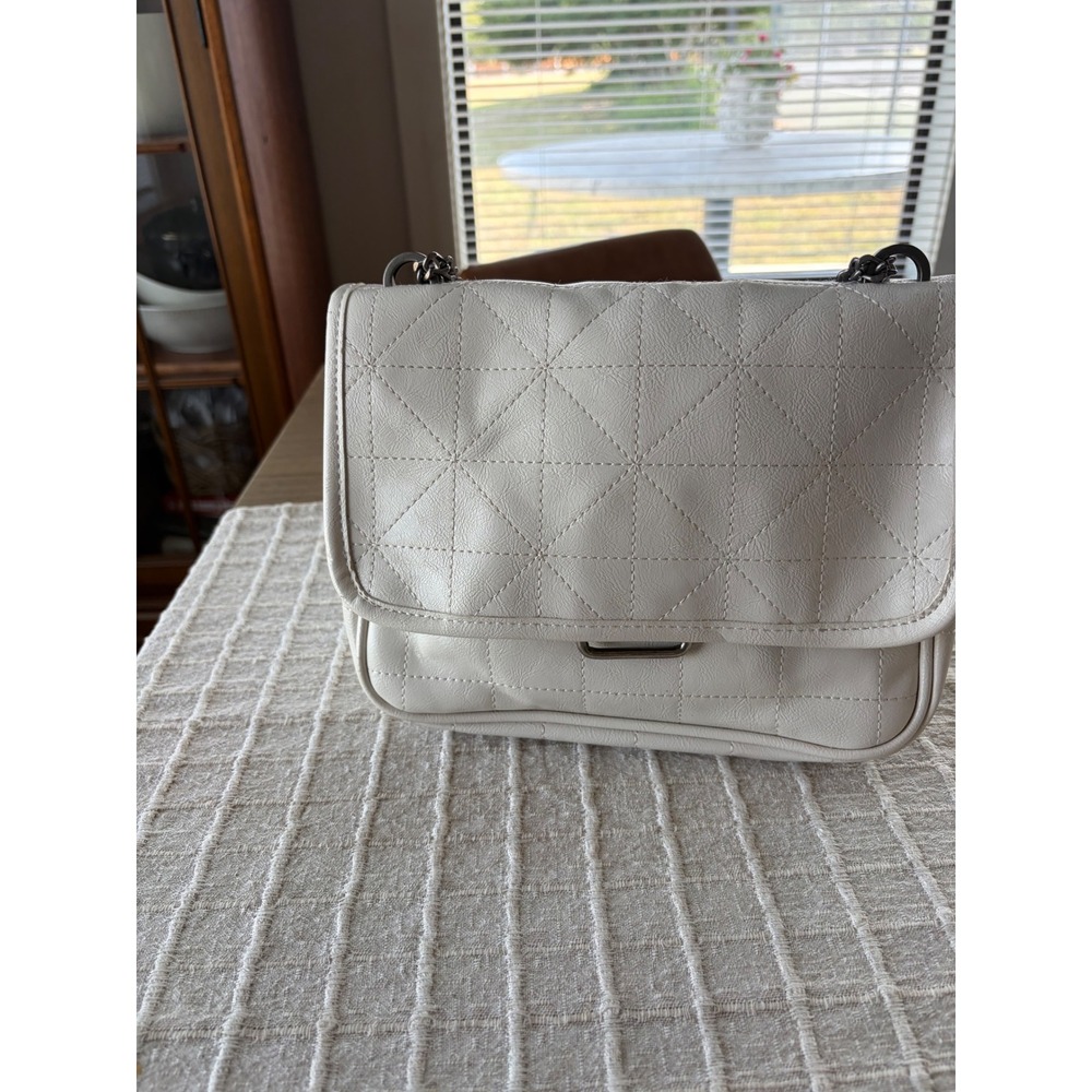Zara cream quilted crossbody shoulder bag with a gunmetal chain strap
